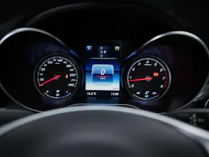 MERCEDES-BENZ GLC Coupé 250 AMG Line 4Matic 9G-Tronic *CH-Fahrzeug*Panorama*360° Kamera*Memory*