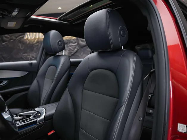 MERCEDES-BENZ GLC Coupé 250 AMG Line 4Matic 9G-Tronic *CH-Fahrzeug*Panorama*360° Kamera*Memory*