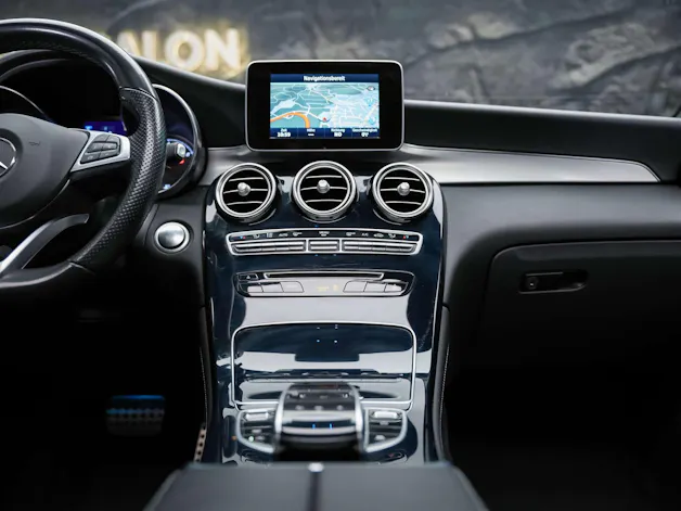MERCEDES-BENZ GLC Coupé 250 AMG Line 4Matic 9G-Tronic *CH-Fahrzeug*Panorama*360° Kamera*Memory*