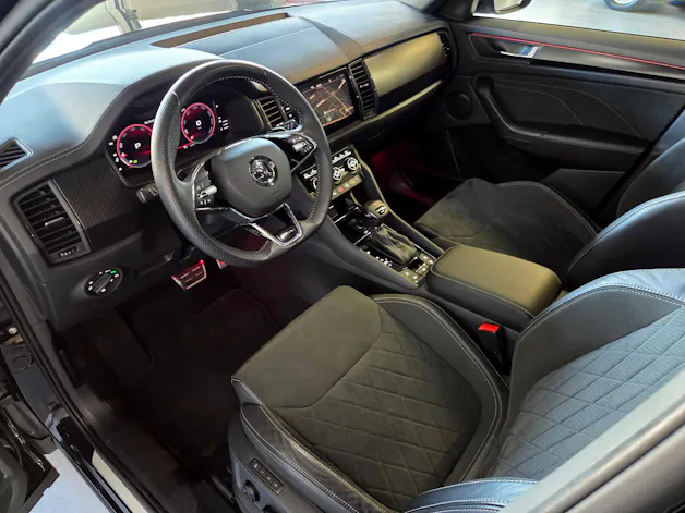 SKODA Kodiaq 2.0 TDI 200 Sportline DSG 7-Plätzer