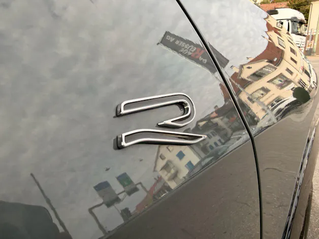VW Tayron 2.0 TDI 193 PS 4Motion R-Line *** ANHÄNGERKUPPLUNG & HEAD UP DISPLAY ***