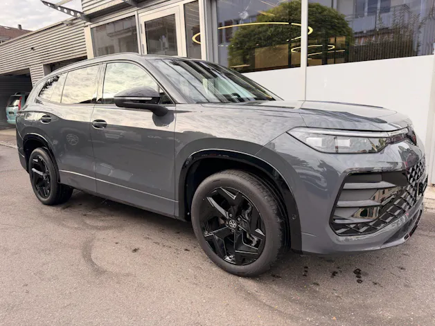VW Tayron 2.0 TDI 193 PS 4Motion R-Line *** ANHÄNGERKUPPLUNG & HEAD UP DISPLAY ***