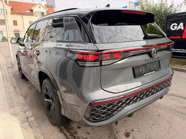 VW Tayron 2.0 TDI 193 PS 4Motion R-Line *** ANHÄNGERKUPPLUNG & HEAD UP DISPLAY ***