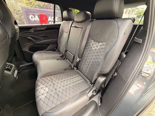 VW Tayron 2.0 TDI 193 PS 4Motion R-Line *** ANHÄNGERKUPPLUNG & HEAD UP DISPLAY ***