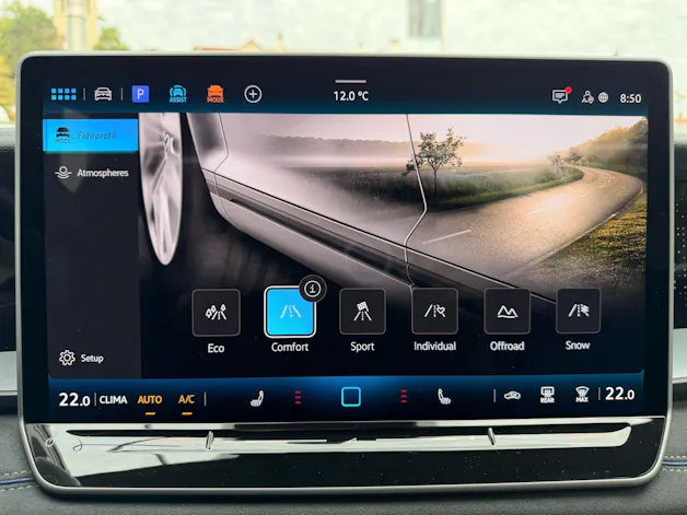 VW Tayron 2.0 TDI 193 PS 4Motion R-Line *** ANHÄNGERKUPPLUNG & HEAD UP DISPLAY ***