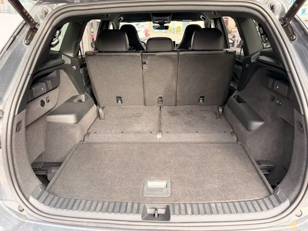 VW Tayron 2.0 TDI 193 PS 4Motion R-Line *** ANHÄNGERKUPPLUNG & HEAD UP DISPLAY ***