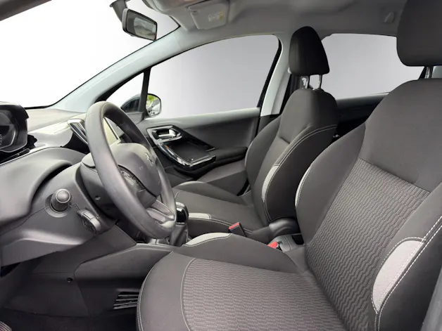 PEUGEOT 208 1.2 PureTech Active