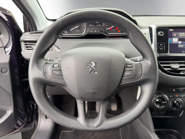 PEUGEOT 208 1.2 PureTech Active