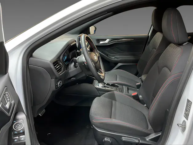 FORD Focus 1.0i EcoB 125 ST-Line