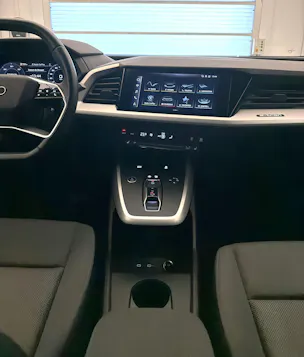 AUDI Q4 Sportback e-tron 35