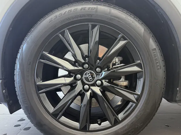 AUDI Q4 Sportback e-tron 35