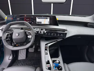 PEUGEOT 5008 MHEV Allure Premium e-DSC6