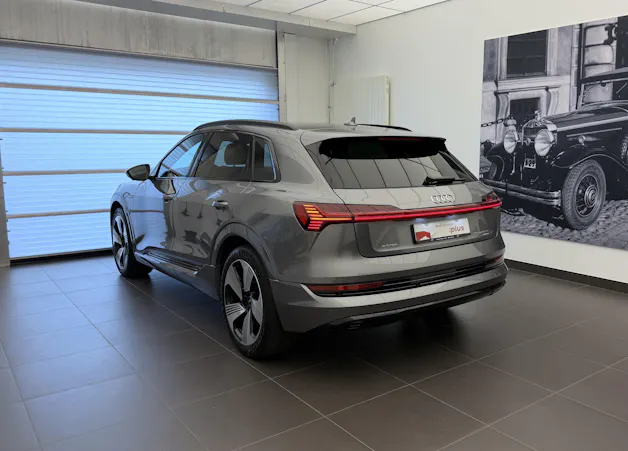 AUDI e-tron 55 Advanced Black Edition quattro
