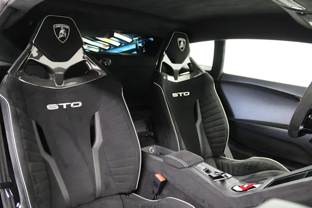 Lamborghini Huracan STO Coupé DCT RWD