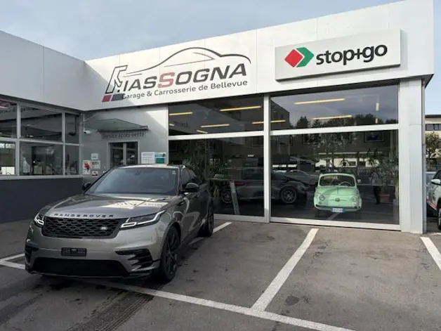 Land Rover Range Rover Velar 2.0 T 300 R-Dynamic HSE