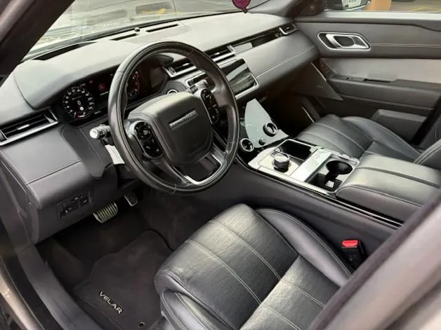 Land Rover Range Rover Velar 2.0 T 300 R-Dynamic HSE