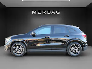 MERCEDES-BENZ GLA 250 4MATIC Swiss Star
