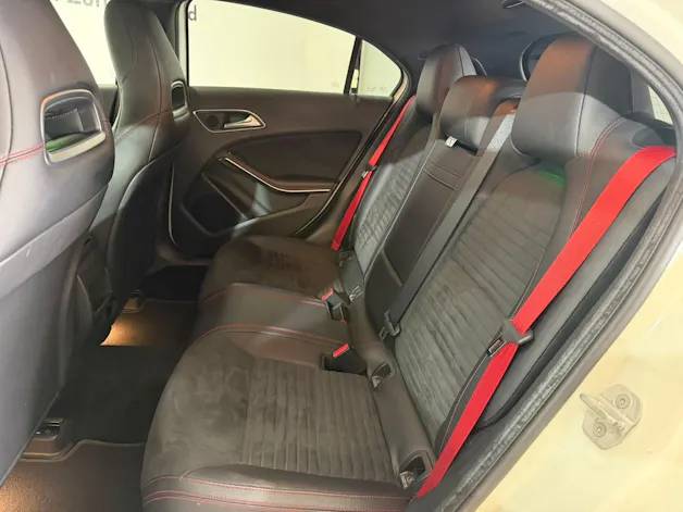 MERCEDES-BENZ A 250 Sport AMG-Line 7G-DCT