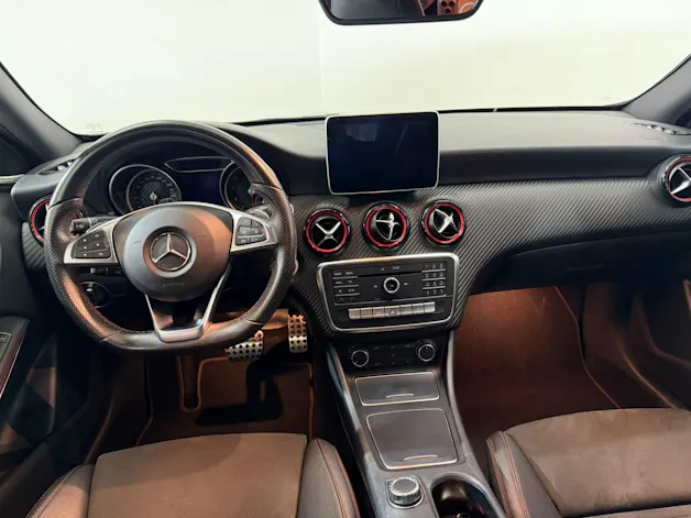 MERCEDES-BENZ A 250 Sport AMG-Line 7G-DCT