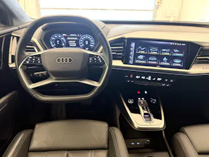 AUDI Q4 e-tron 50 quattro