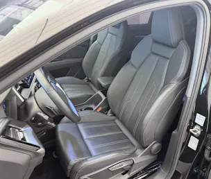 AUDI Q4 e-tron 50 quattro