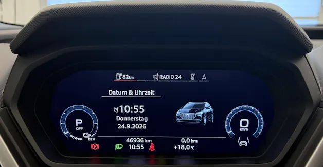 AUDI Q4 e-tron 50 quattro