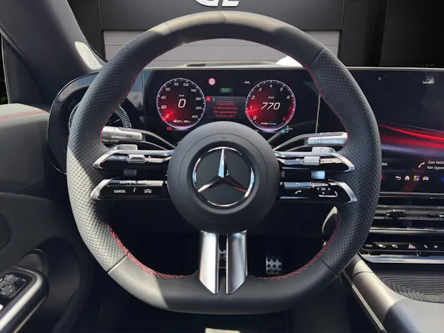 MERCEDES-BENZ CLA 220 8G-DCT