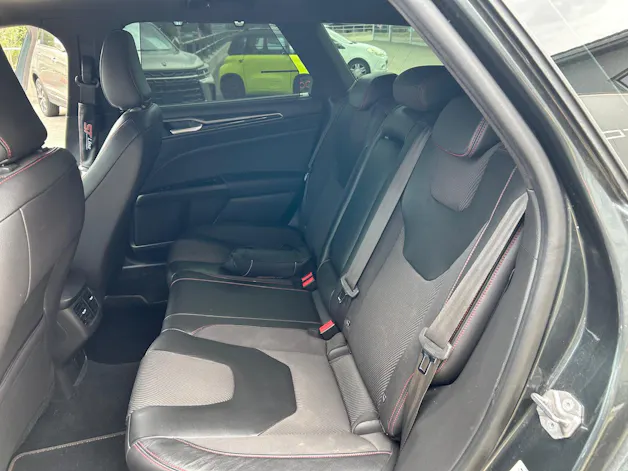 FORD Mondeo 2.0 TDCi Vignale PowerShift