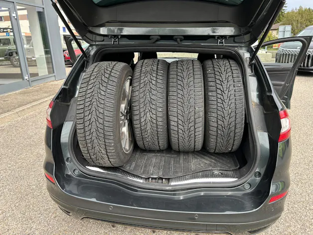 FORD Mondeo 2.0 TDCi Vignale PowerShift