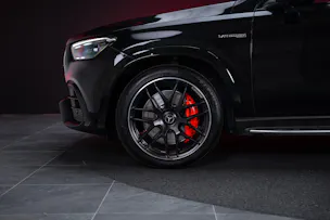 MERCEDES-BENZ GLE 63 S AMG 4matic+ Coupé / Panorama / 360°Kamera / HeadUp