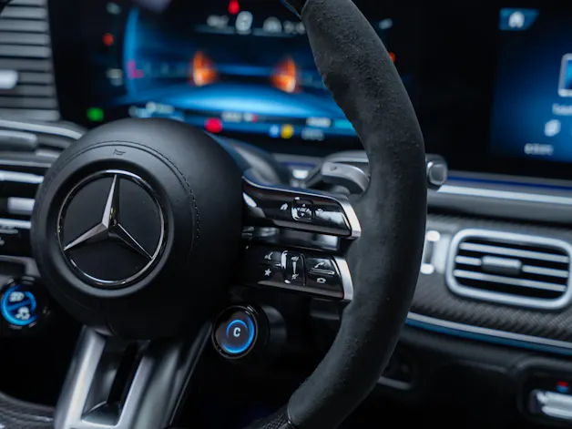 MERCEDES-BENZ GLE 63 S AMG 4matic+ Coupé / Panorama / 360°Kamera / HeadUp