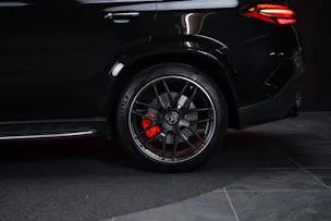MERCEDES-BENZ GLE 63 S AMG 4matic+ Coupé / Panorama / 360°Kamera / HeadUp
