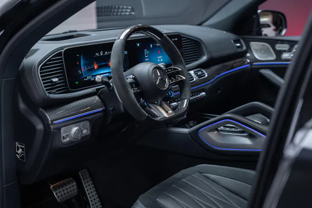 MERCEDES-BENZ GLE 63 S AMG 4matic+ Coupé / Panorama / 360°Kamera / HeadUp
