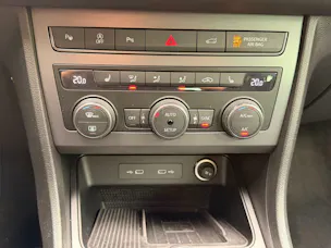 CUPRA Ateca 1.5 TSI ***ANHÄNGERKUPPLUNG SCHWENKBAR***