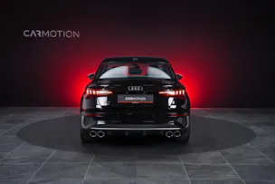 AUDI S3 Limousine 2.0 TFSI quattro S-Tronic / Rückfahrkamera / Ambientebeleuchtung / Tempomat