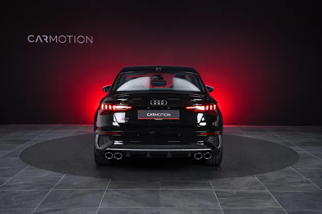 AUDI S3 Limousine 2.0 TFSI quattro S-Tronic / Rückfahrkamera / Ambientebeleuchtung / Tempomat