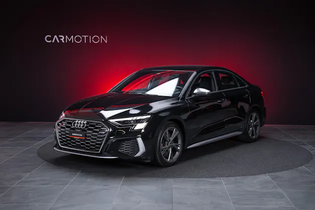 AUDI S3 Limousine 2.0 TFSI quattro S-Tronic / Rückfahrkamera / Ambientebeleuchtung / Tempomat