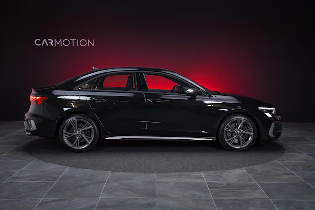 AUDI S3 Limousine 2.0 TFSI quattro S-Tronic / Rückfahrkamera / Ambientebeleuchtung / Tempomat