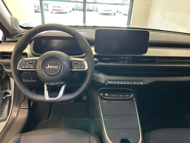JEEP Avenger 54kWh Summit