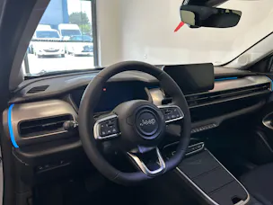 JEEP Avenger 54kWh Summit