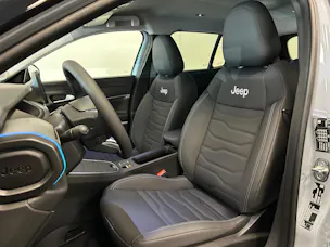 JEEP Avenger 54kWh Summit