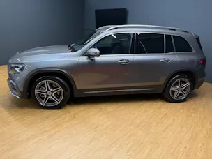MERCEDES-BENZ GLB 220 d 4M - AMG / DISTRONIC / Rückfahrkamera / AHK / Memory