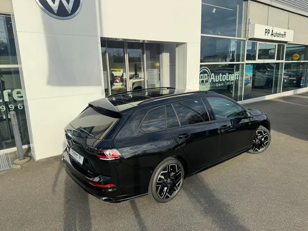 VW Golf Variant 2.0 TSI R-Line DSG 4 Motion