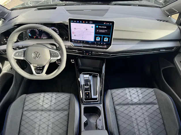 VW Golf Variant 2.0 TSI R-Line DSG 4 Motion