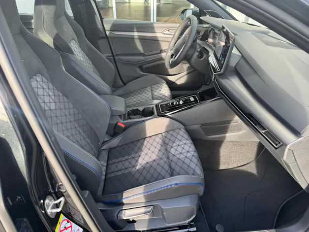 VW Golf Variant 2.0 TSI R-Line DSG 4 Motion