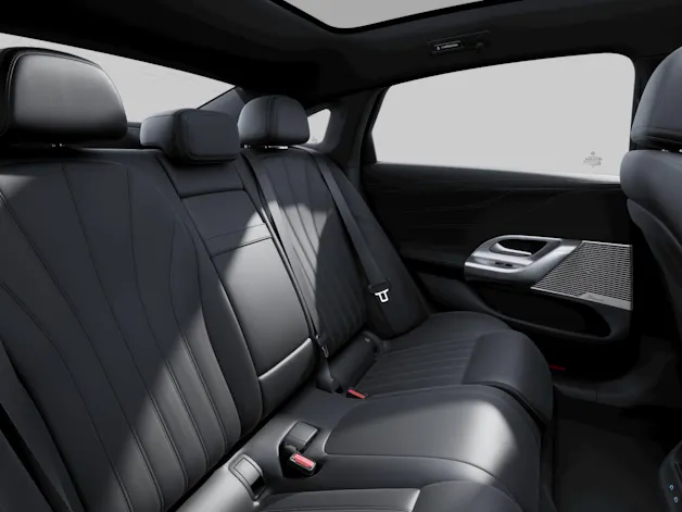 MERCEDES-BENZ C 400 4MATIC EQ