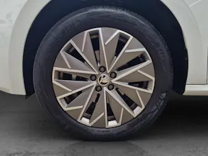 SKODA Kamiq 1.0 TSI Ambition DSG