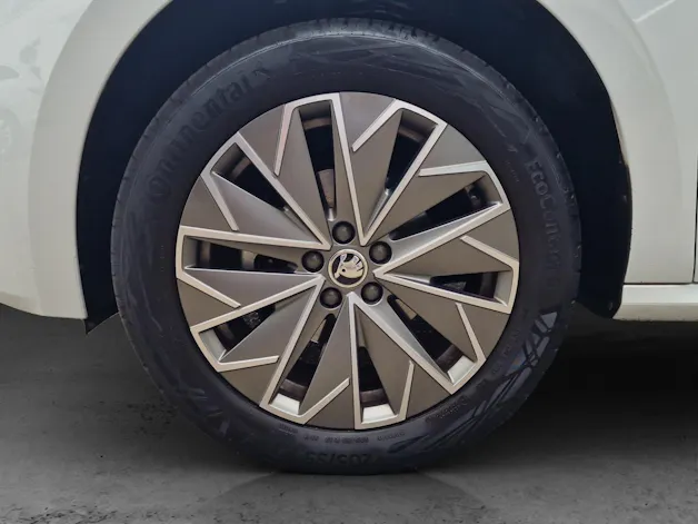 SKODA Kamiq 1.0 TSI Ambition DSG