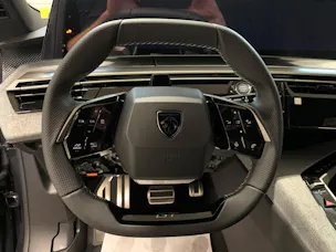 PEUGEOT 5008 210 73kWh GT Exclusive