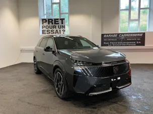 PEUGEOT 5008 210 73kWh GT Exclusive